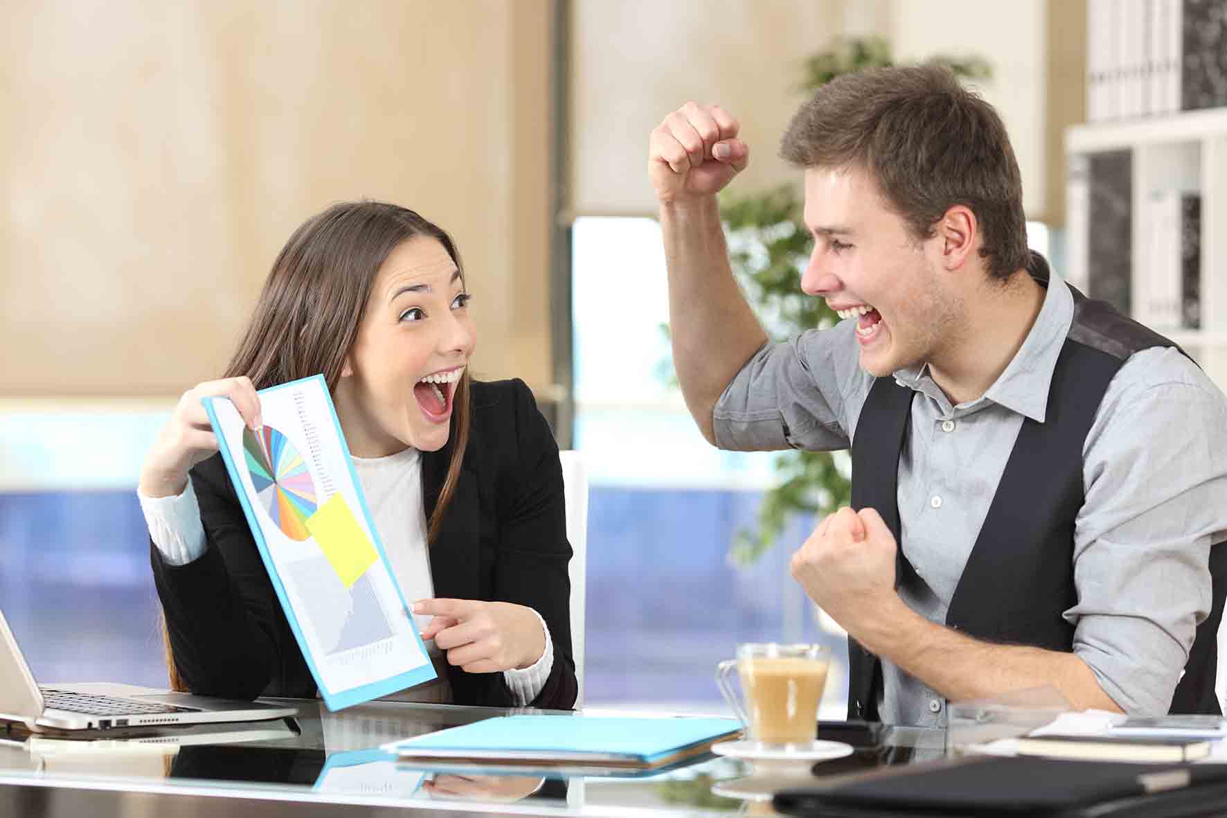 Felicidad laboral - la estrategia que hoy define el futuro de las empresas 2 Felicidad laboral - la estrategia que hoy define el futuro de las empresas 2